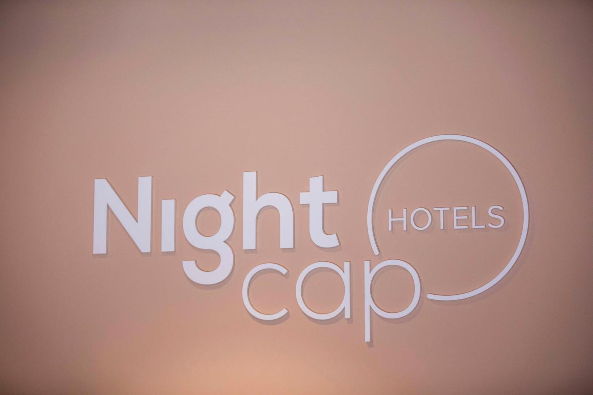 Nightcap At Rex Hotel Аделаїда Екстер'єр фото