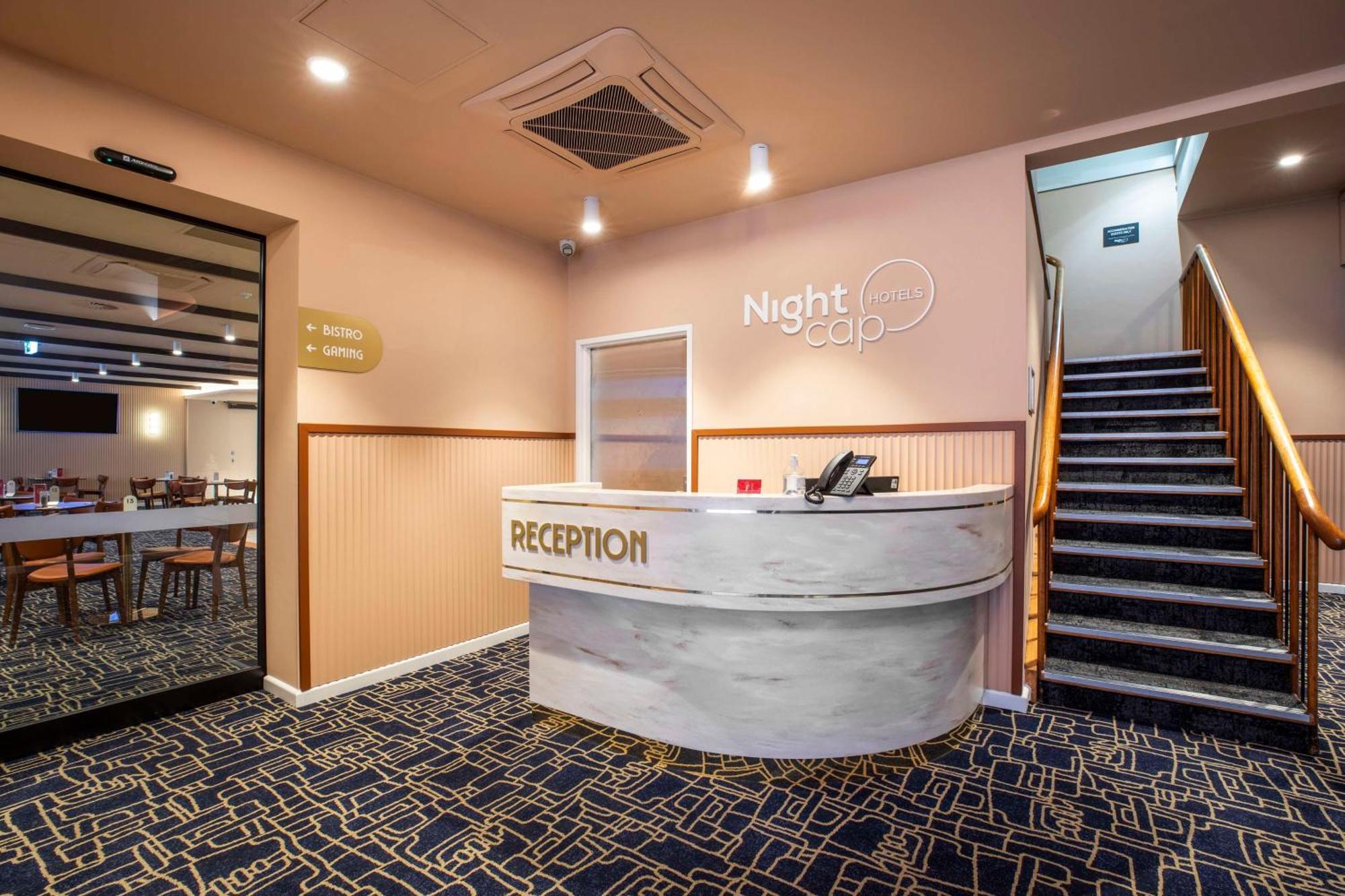 Nightcap At Rex Hotel Аделаїда Екстер'єр фото